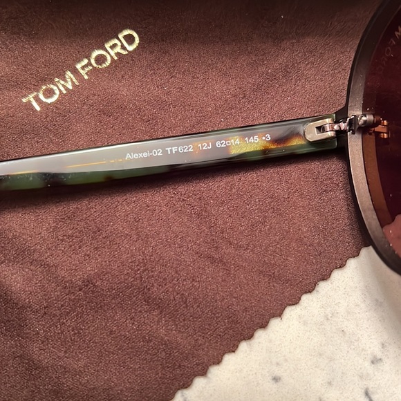 TOM FORD unisex sunglasses - Picture 4 of 6